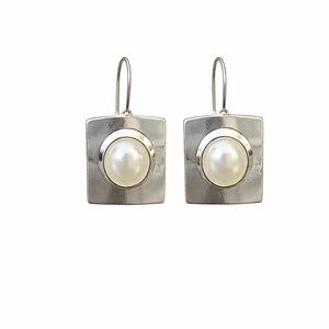 Elegant Silver and Pearl Earrings